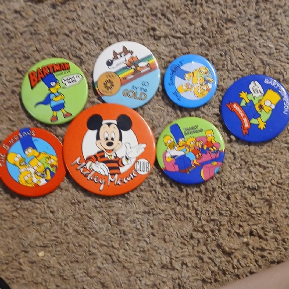 Colorful Assorted Pin Collection - Picture 2 of 9